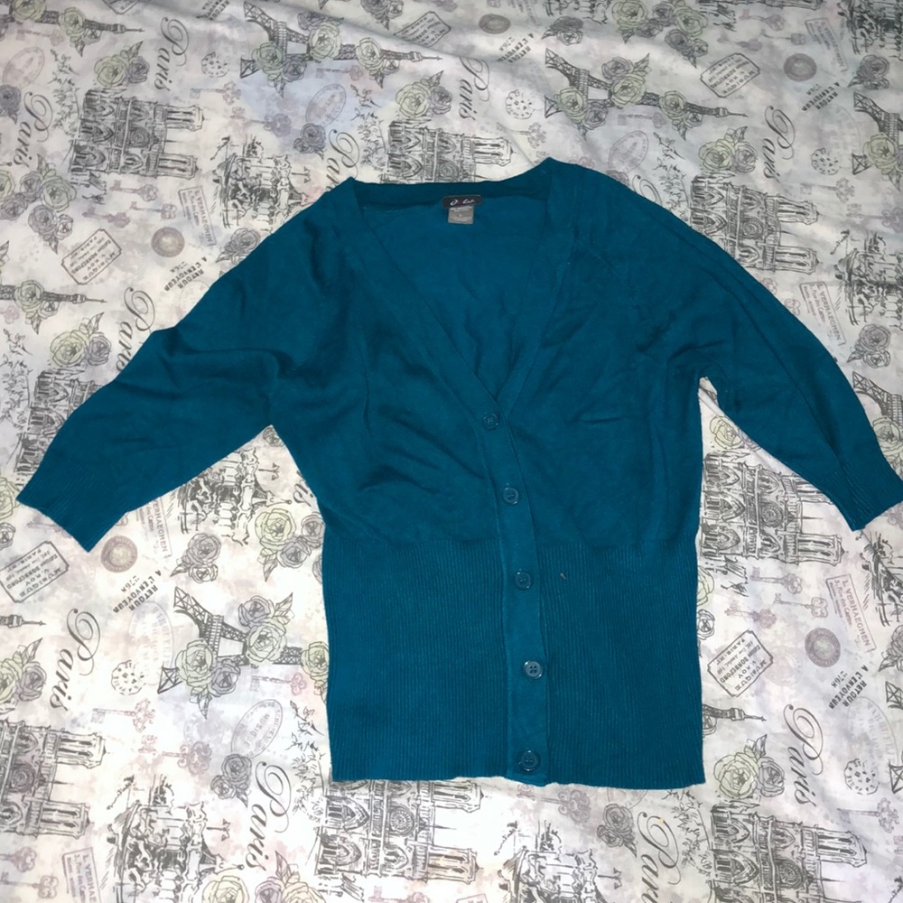 Dots Button Up V Neck Mid Sleeved Top
